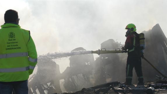 El PSOE exige que el Estado pague todo el desvío de camiones por la AP-68