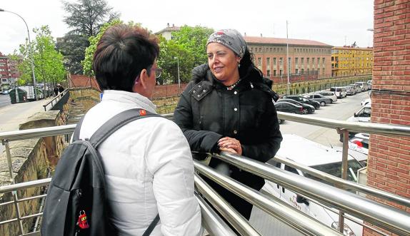 «Somos enfermos en tierra de nadie y con un alto coste para la sanidad»