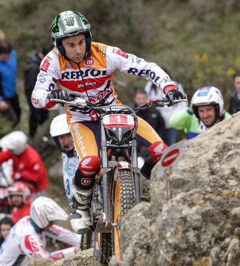 Imagen de Toni Bou en la prueba de Arnedillo del 2013. ::