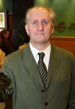 «Para la cura del cáncer habrá que esperar décadas, y bastantes»
