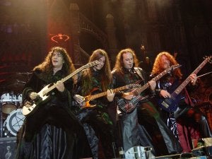Integrantes de la banda Mago de Oz, que actuará en Calahorra el 28 de agosto. ::                             L. R.