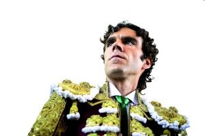 José Tomás ultima sus plazos para una más que probable reaparición el año que viene. ::
L.R.