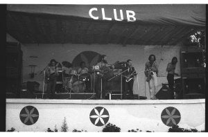 Casablanca, probando sonido en Huesca, 1978. ::                                                AMALIA MOLINA