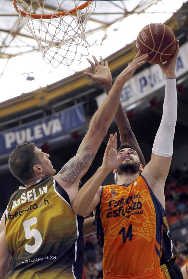 Contundente triunfo de Valencia Basket ante La Bruixa d&#039;Or