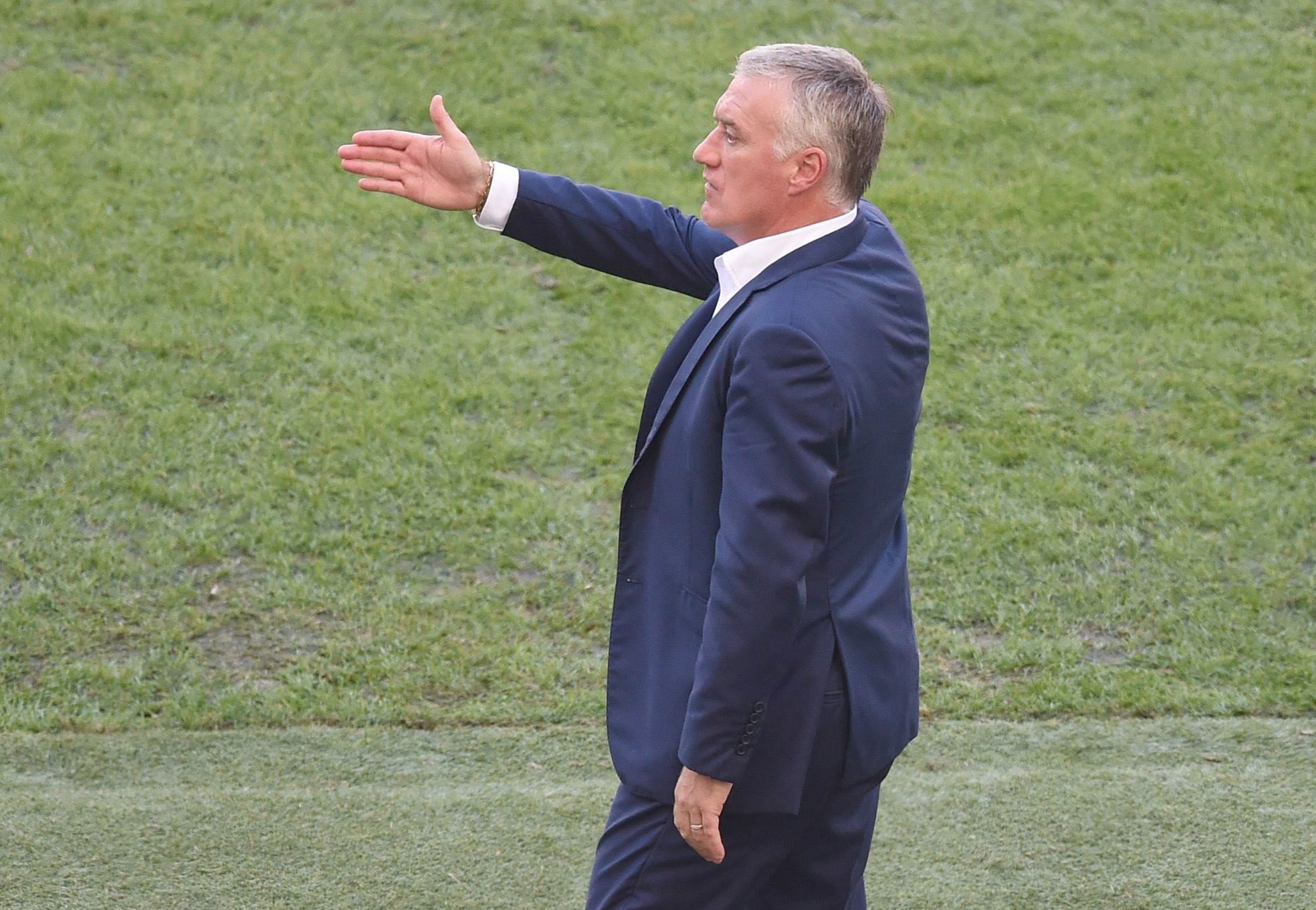 Didier Deschamps, técnico francés, durante el partido.