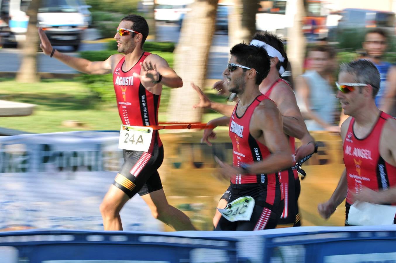 Triatlón por equipos en Bétera