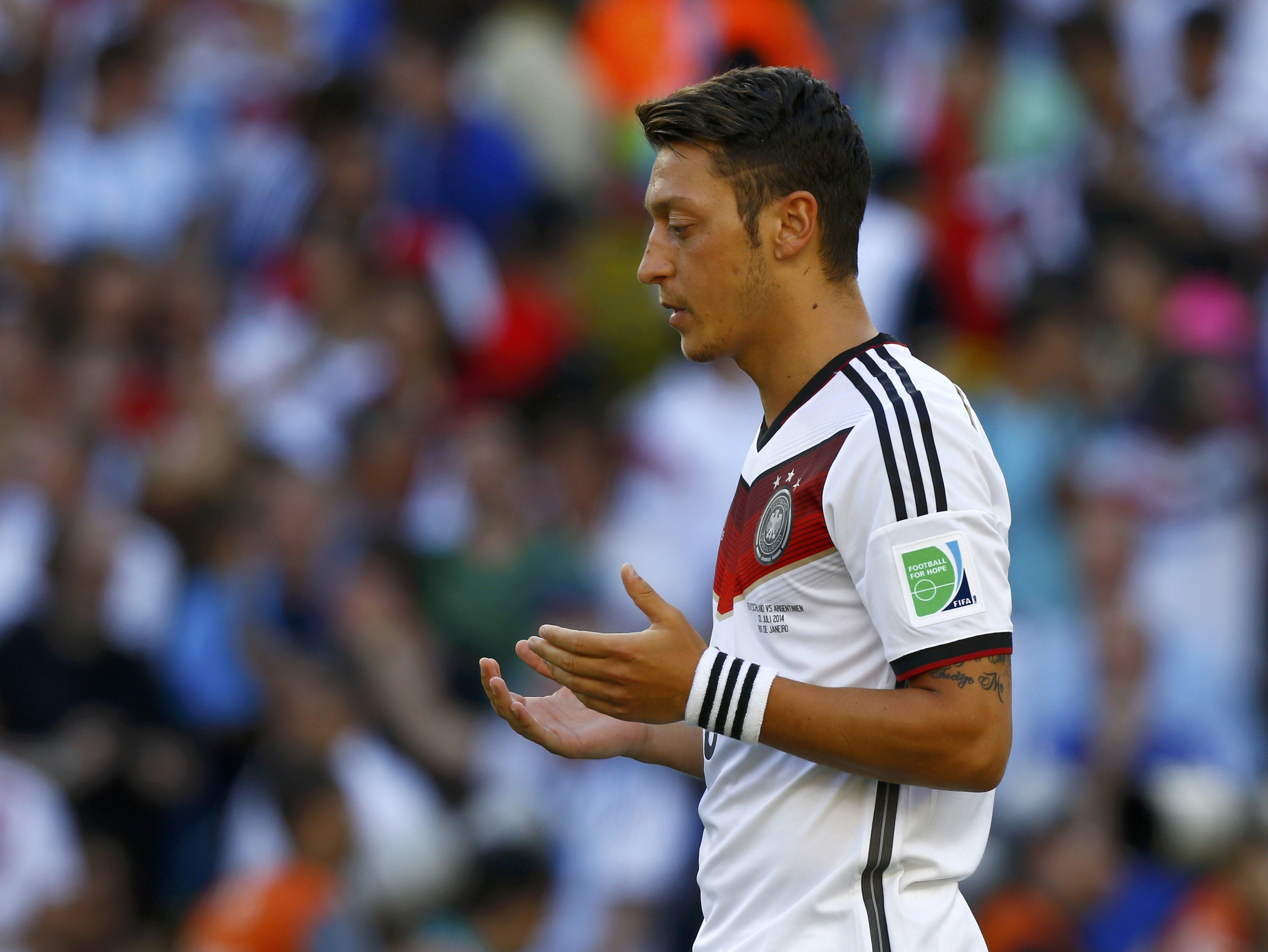 Özil, durante el partido ante Argentina.