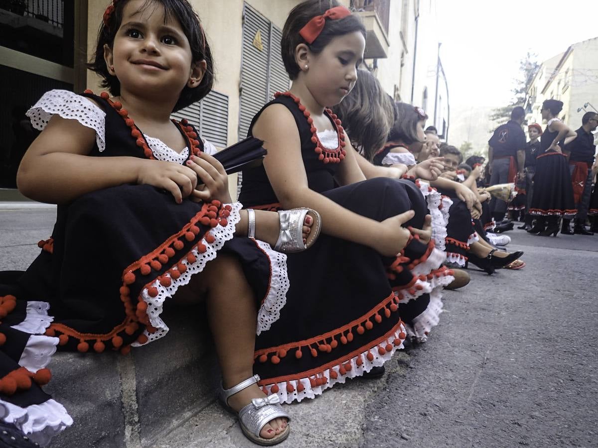 Ofrenda floral de los Moros y Cristianos de Orihuela