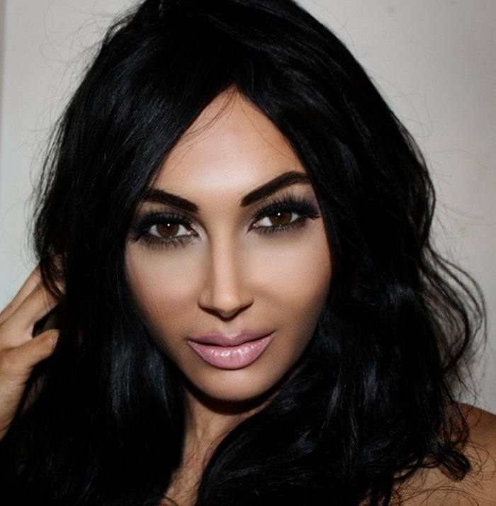 La mujer que quiere parecerse a Kim Kardashian