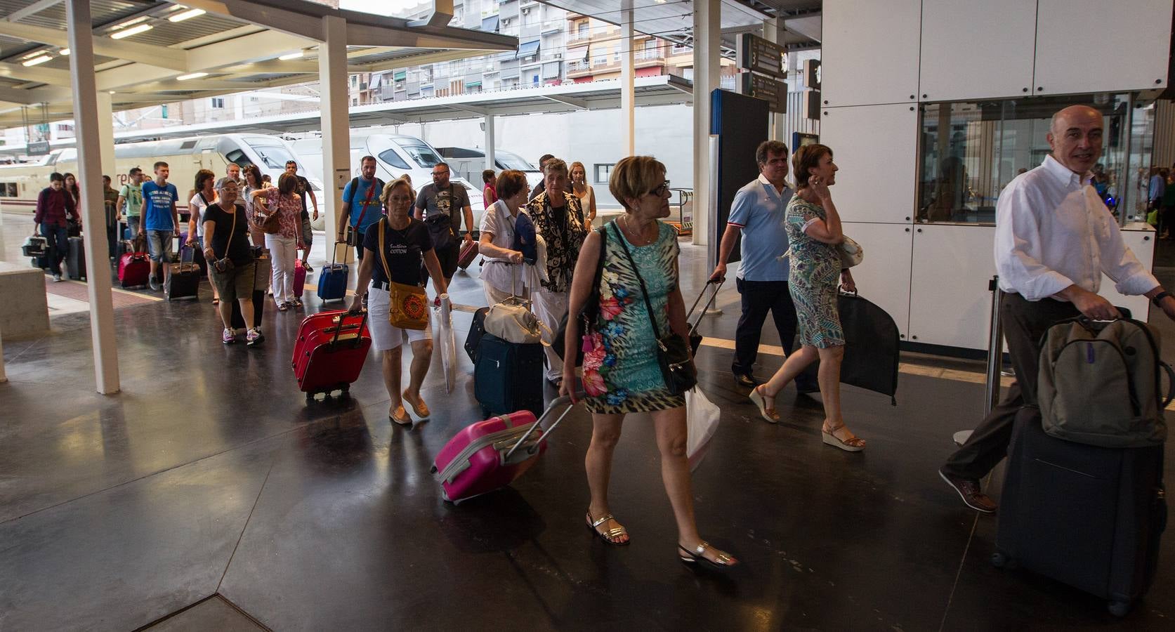 Retraso en la llegada del AVE en Alicante