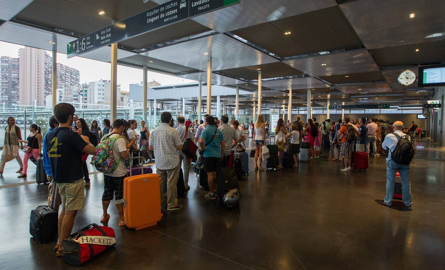 Retraso en la llegada del AVE en Alicante