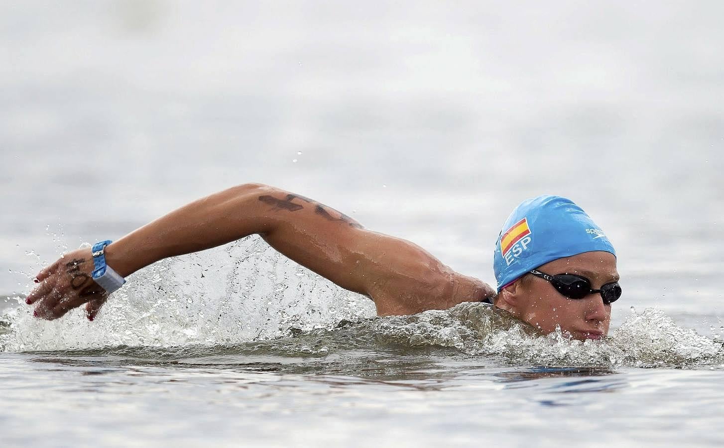 Mireia, durante la prueba de 5 km en aguas abiertas