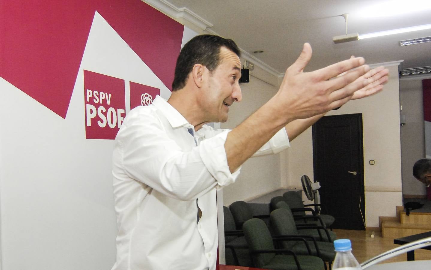 Carlos González, como candidato a las primarias del PSOE en Elche