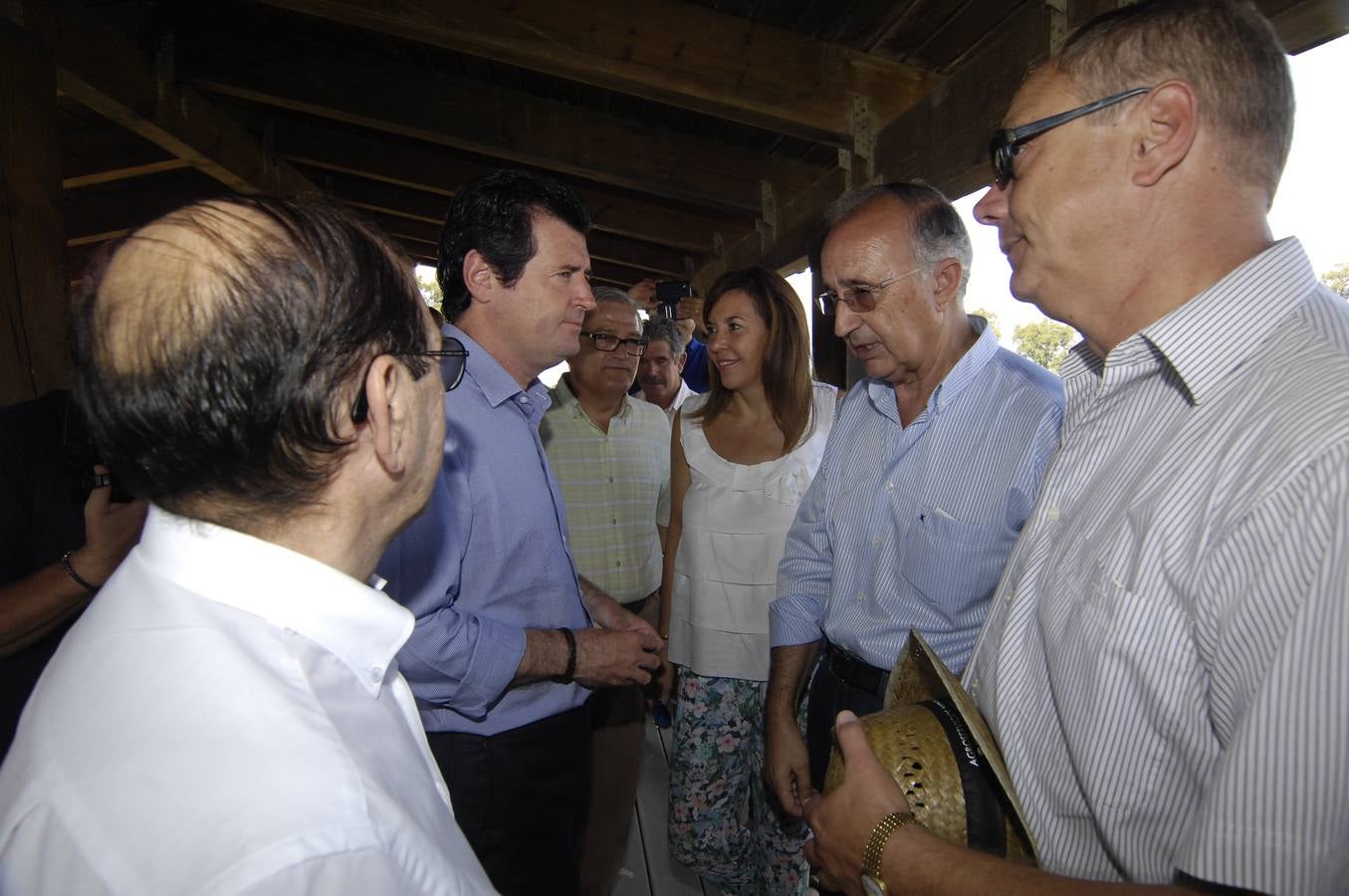 Reunión de los regantes con Císcar en el Parque Natural de El Hondo