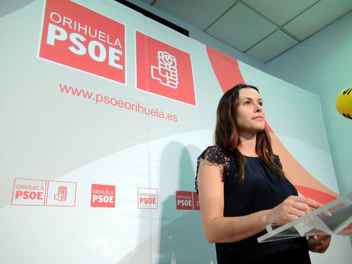 Carolina Gracia se presenta a las primarias del PSOE en Orihuela