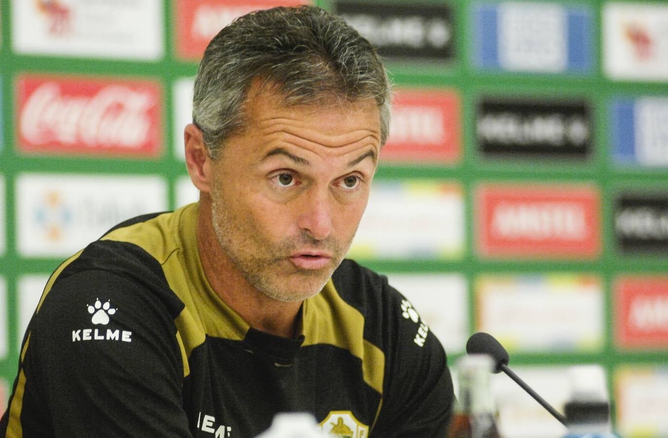 «La comisión deportiva del año pasado gastó dinero de más