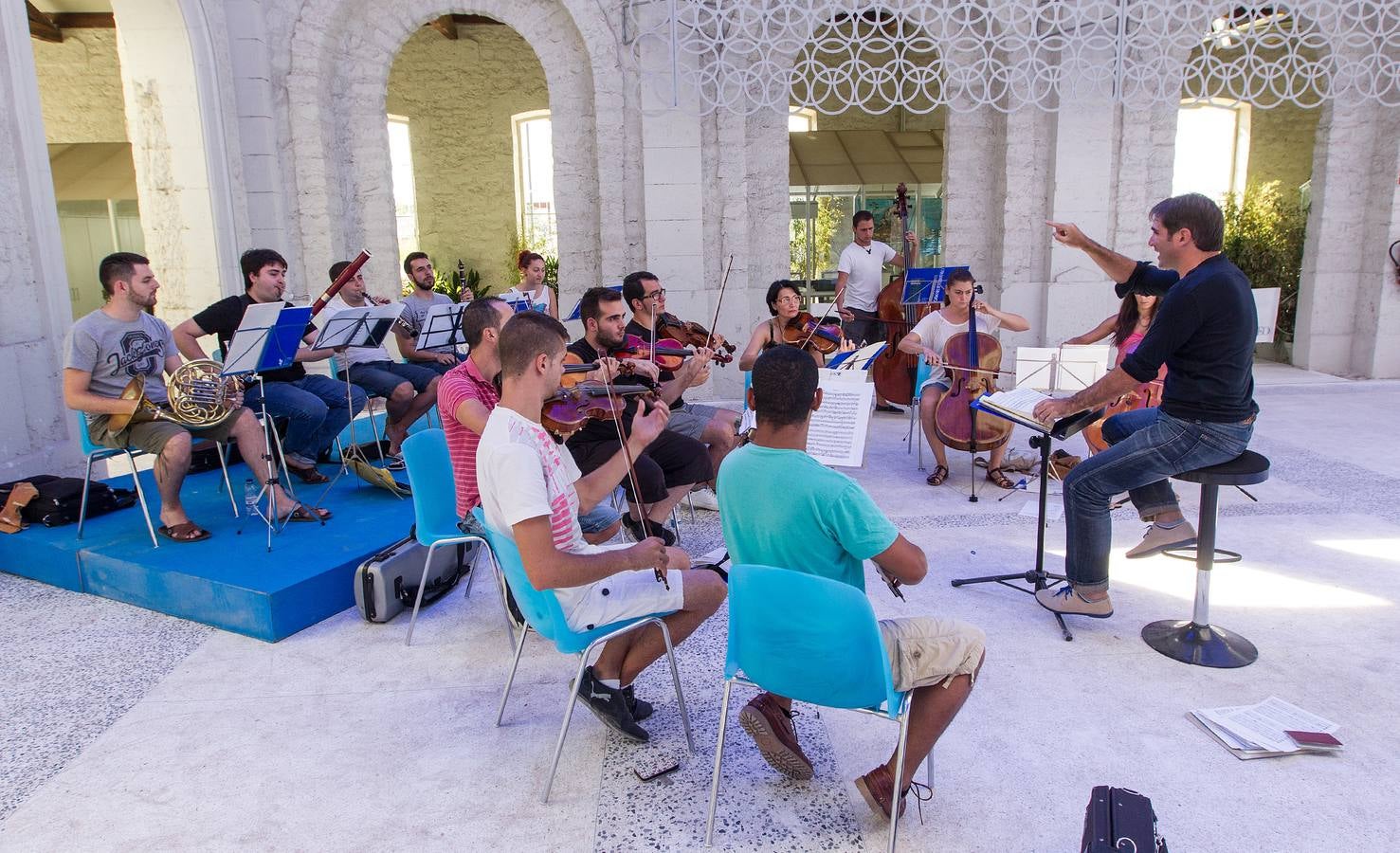 Ensayo de la orquesta de la Casa del Mediterráneo