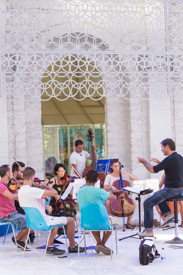 Ensayo de la orquesta de la Casa del Mediterráneo