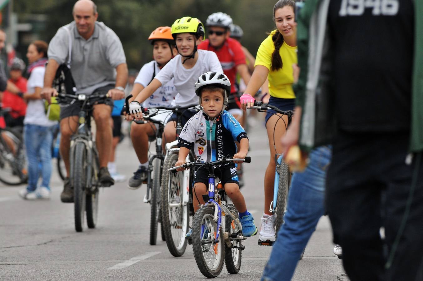 Las dos ruedas protagonizan el Día de la Bicicleta (2)