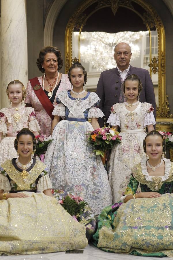 Proclamación de Estefanía López y María Donderis como falleras mayores de Valencia 2015