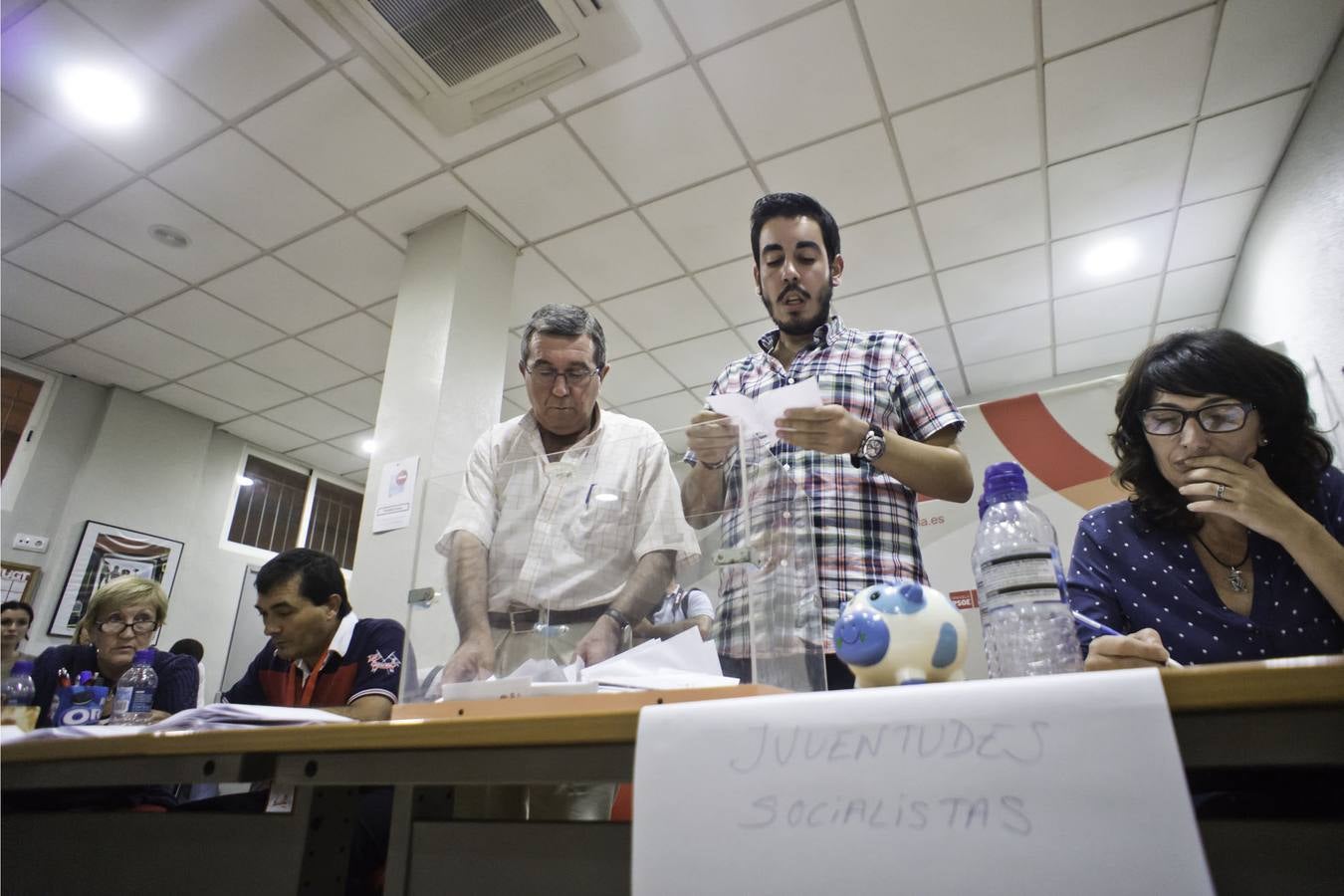 Carolina Gracia triunfa en las primarias del PSOE en Orihuela