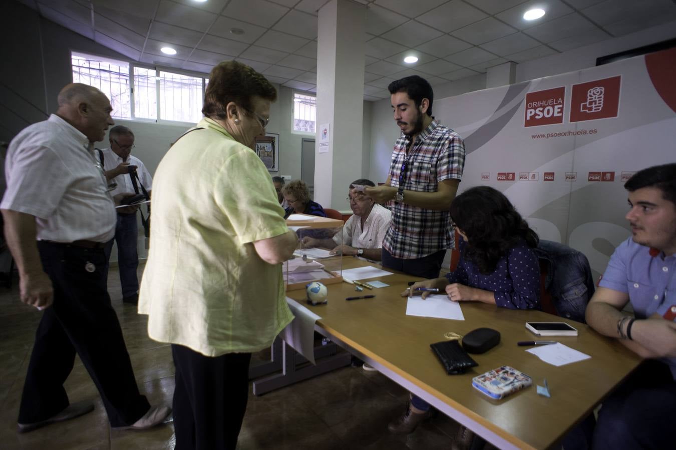 Carolina Gracia triunfa en las primarias del PSOE en Orihuela