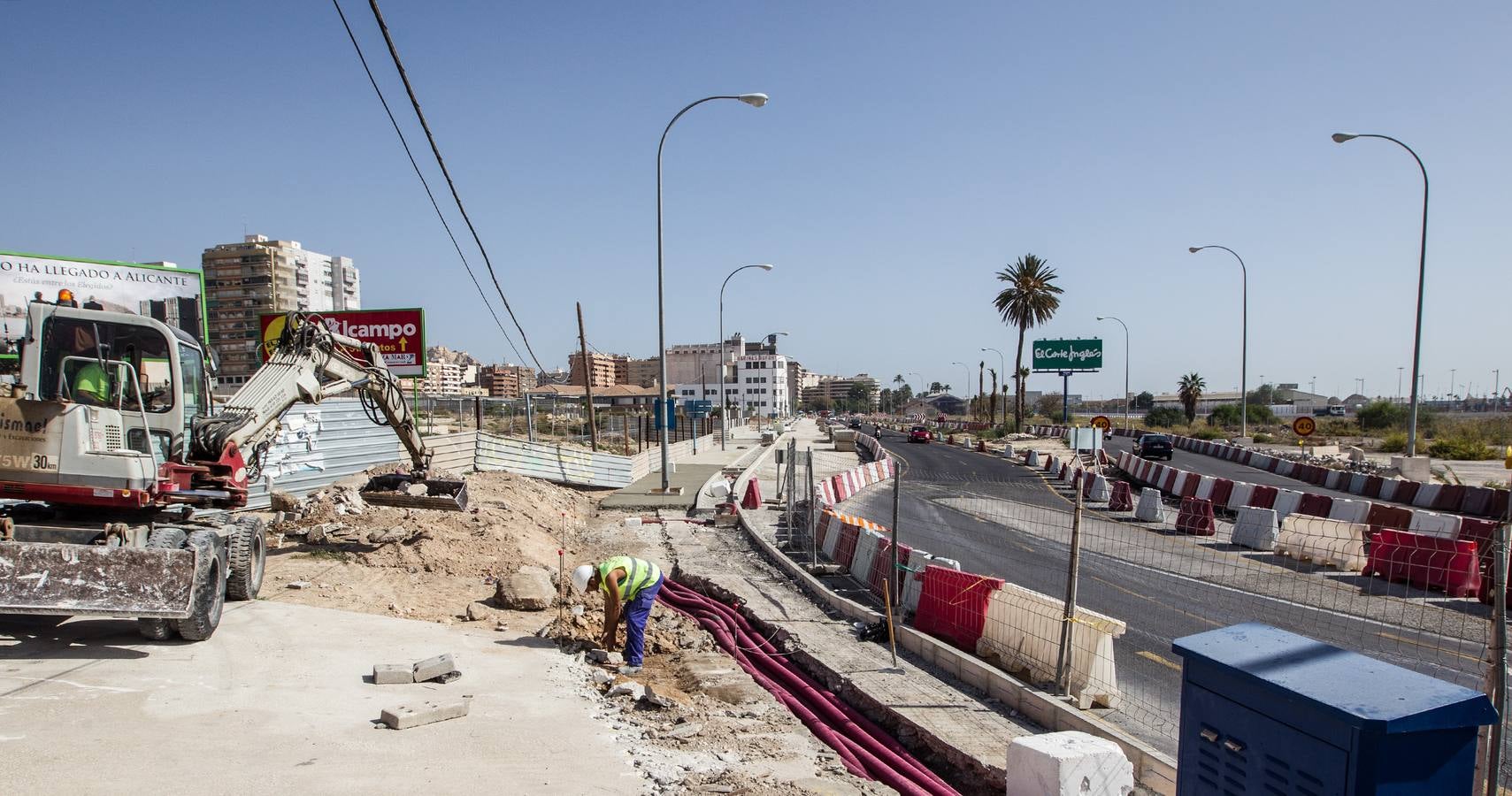 Tildan de «chapuza» las nuevas aceras del acceso sur