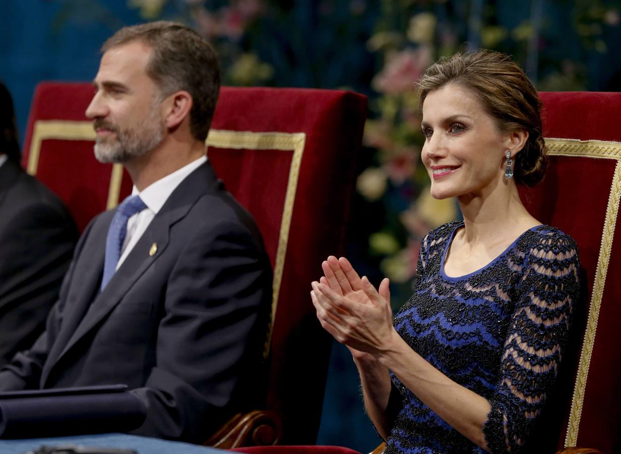 Los Reyes de España, durante la ceremonia de entrega de los Premios Príncipe de Asturias 2014 que se ha celebrado en el Teatro Campoamor de Oviedo.