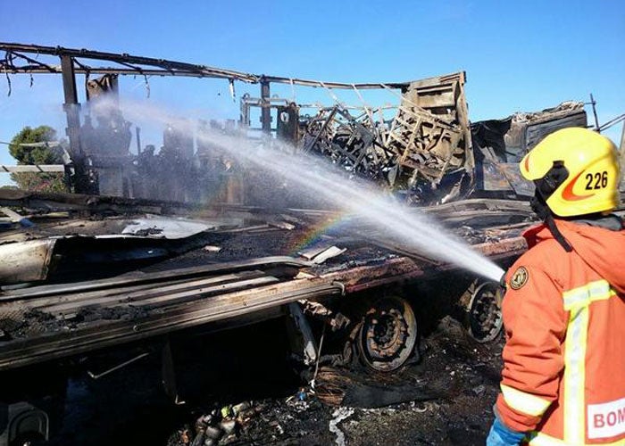 Incendio de un camión en la A-7