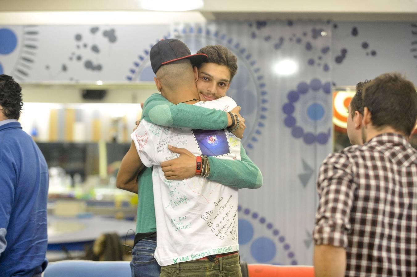 'Gran Hermano 15': la gala 8 en imágenes. Omar y Alfredo se despiden