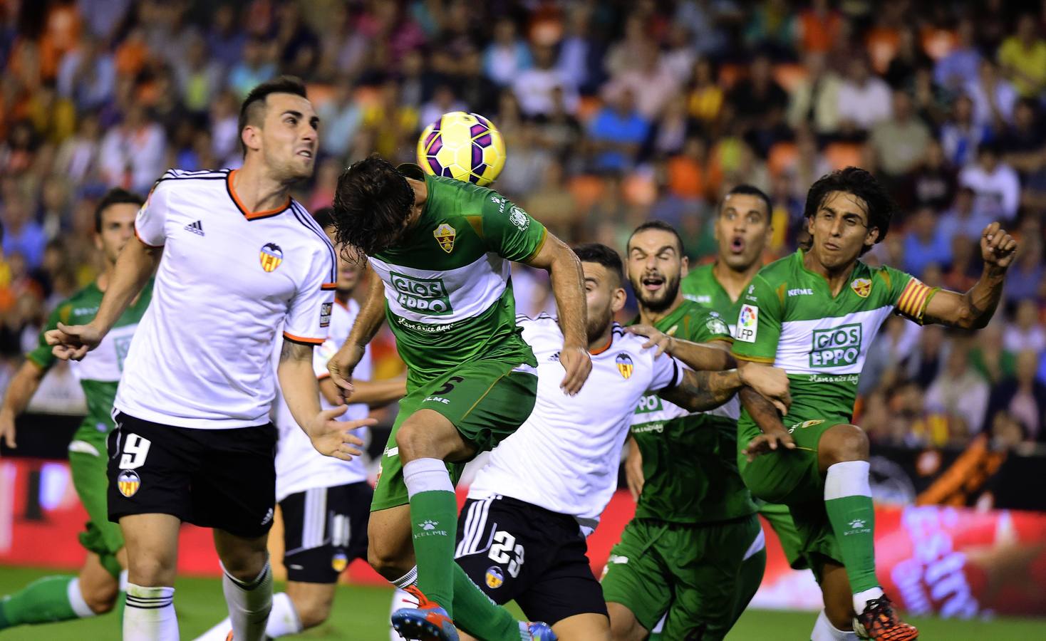 Las mejores fotos del Valencia-Elche y Lim en Mestalla