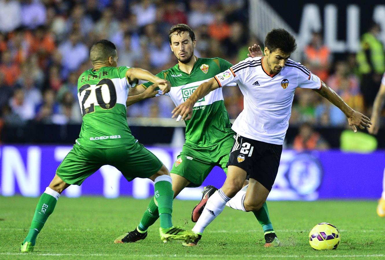 Las mejores fotos del Valencia-Elche y Lim en Mestalla