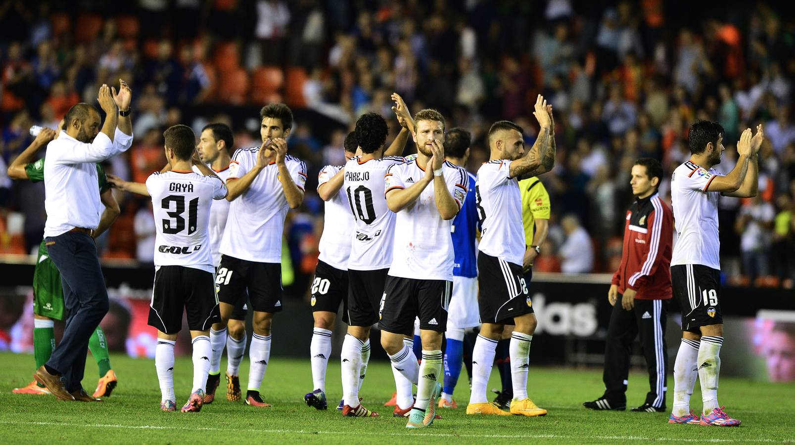 Las mejores fotos del Valencia-Elche y Lim en Mestalla