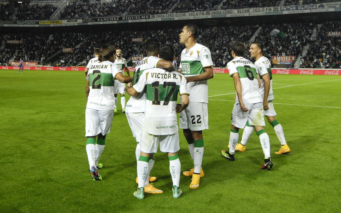 El Elche logra la victoria ante el Espanyol