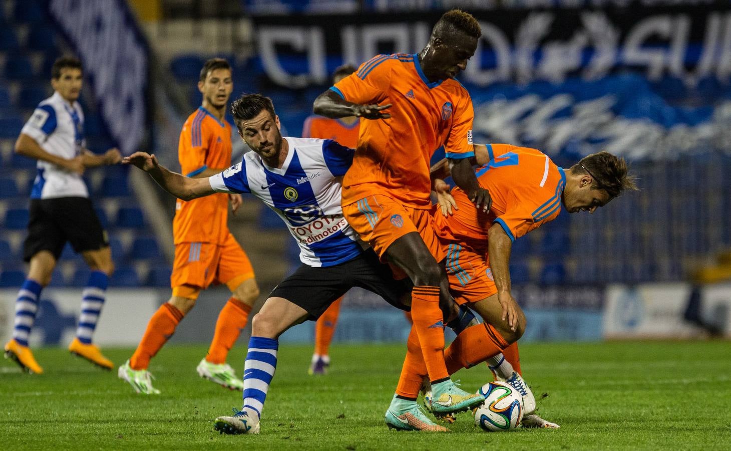 El Hércules pierde ante el Mestalla