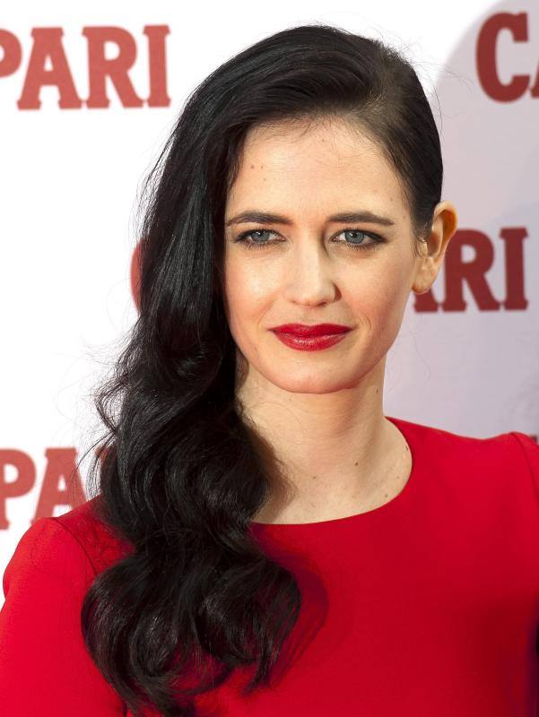 Eva Green protagoniza el calendario Campari