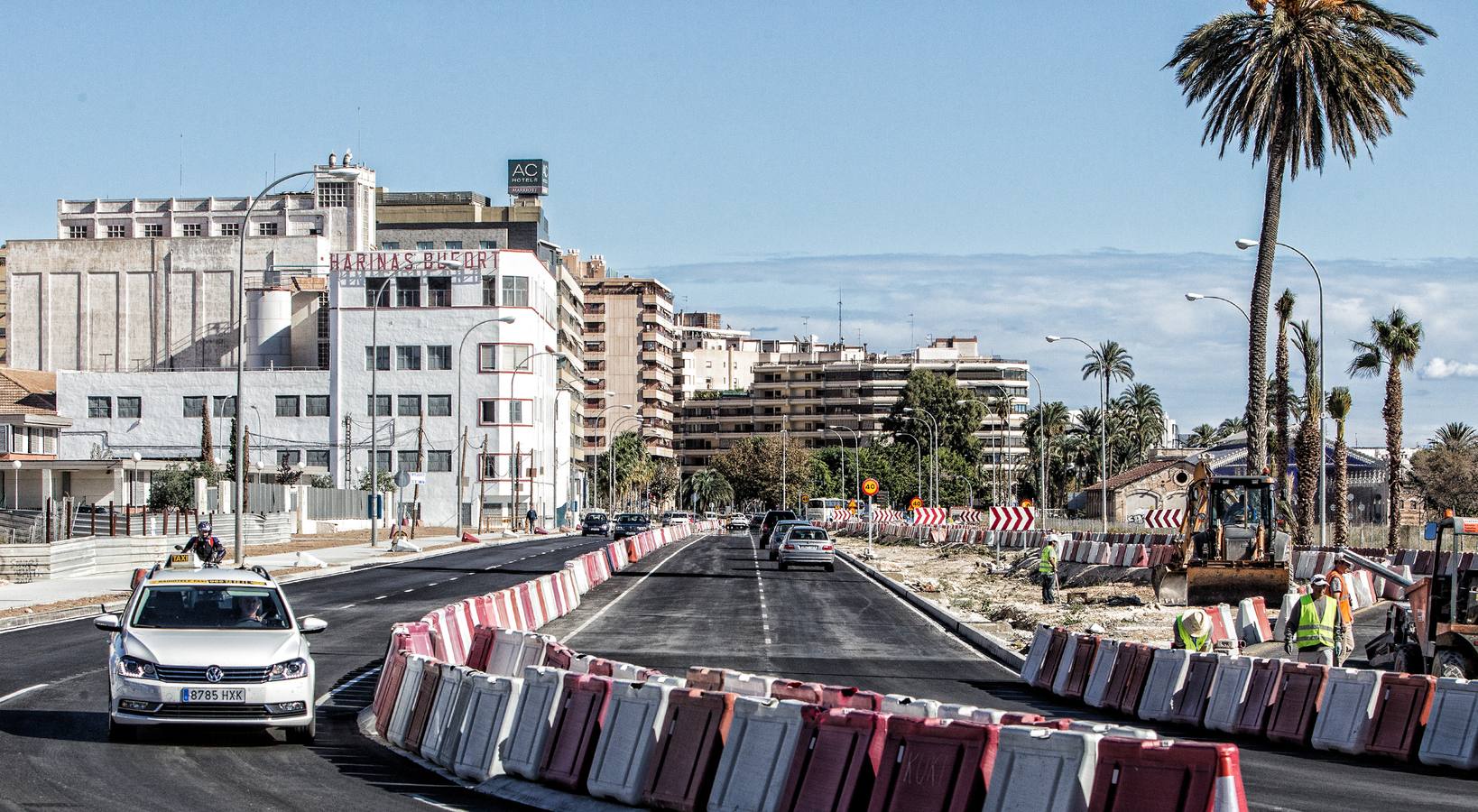 Abren un carril del Acceso Sur de Alicante