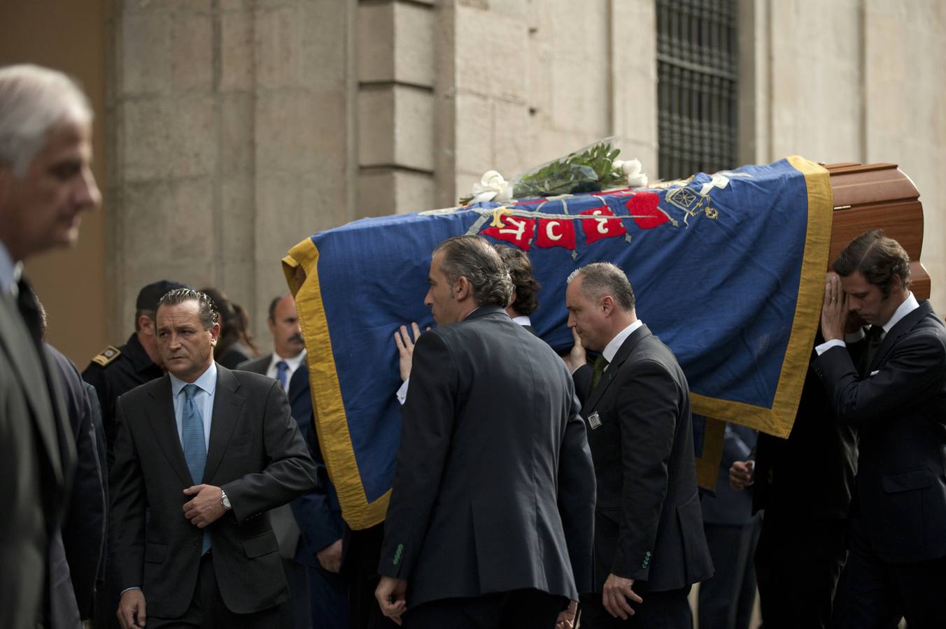 El féretro con los restos mortales de la duquesa. 