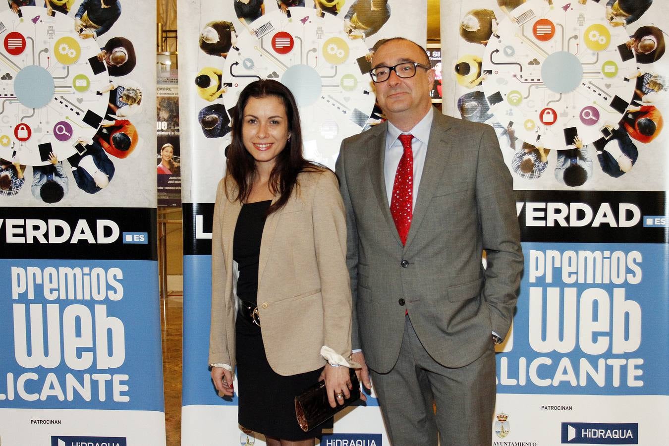 El &#039;photocall&#039; de los VI Premios Web de la provincia de Alicante (I)