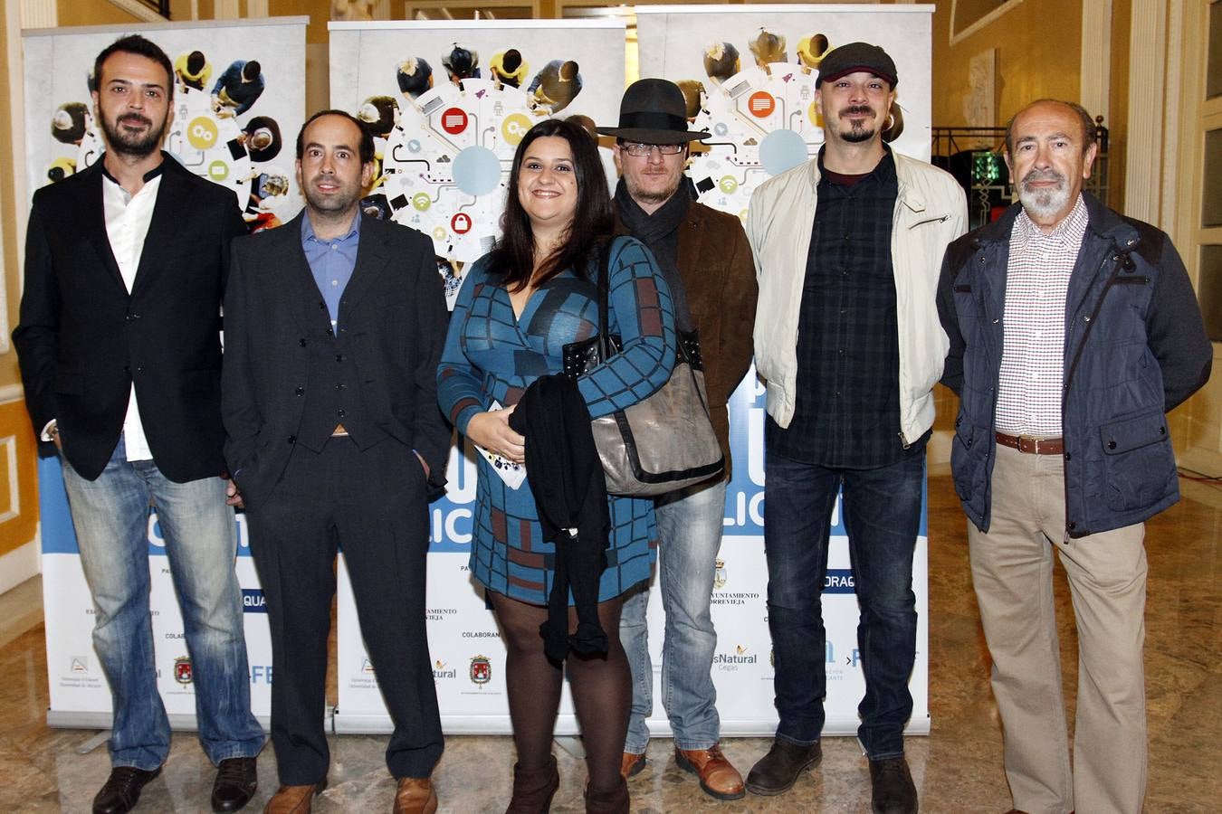 El &#039;photocall&#039; de los VI Premios Web de la provincia de Alicante (I)