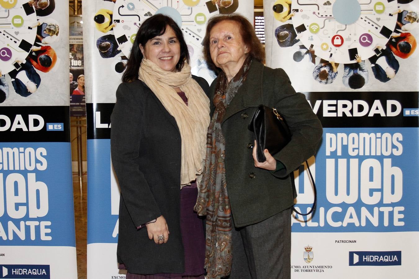 El &#039;photocall&#039; de los VI Premios Web de la provincia de Alicante (II)