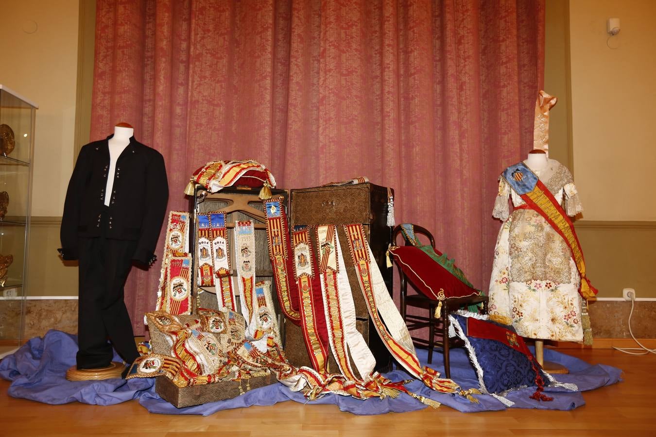 Exposición de la falla Serranos-Plaza de los Fueros por su 125.º aniversario
