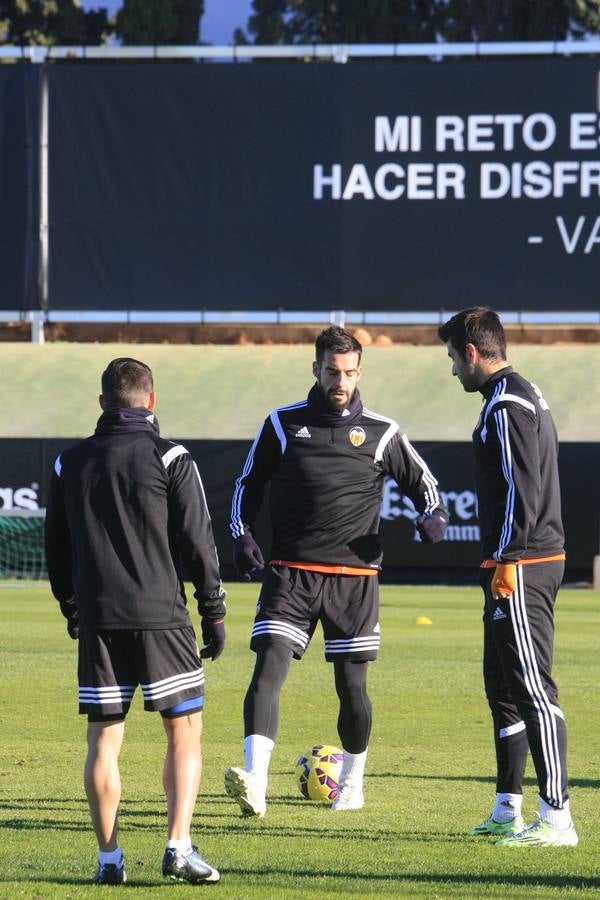 El Valencia se prepara para recibir este domingo al Granada