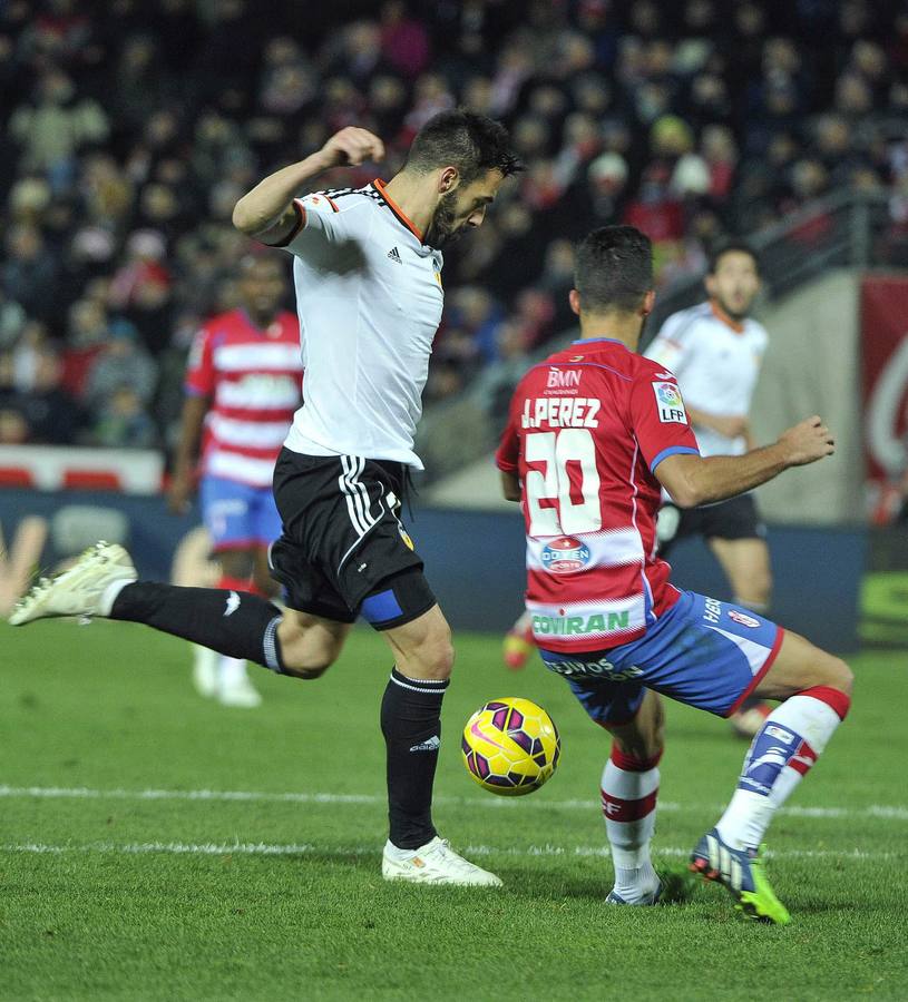 Estreno de Negredo. Las mejores imágenes del Granada-Valencia