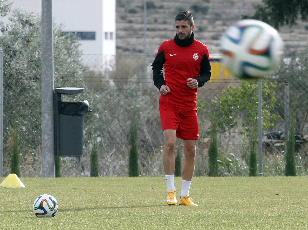 Primer día de entrenamiento de Kiko Femenia