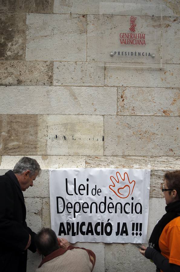 Reivindican en Valencia el cumplimiento de la ley de Dependencia tras 8 años