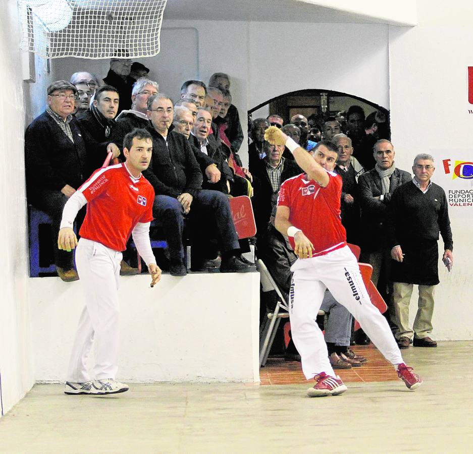 Homenaje a Álvaro, el campeonísimo de la pilota