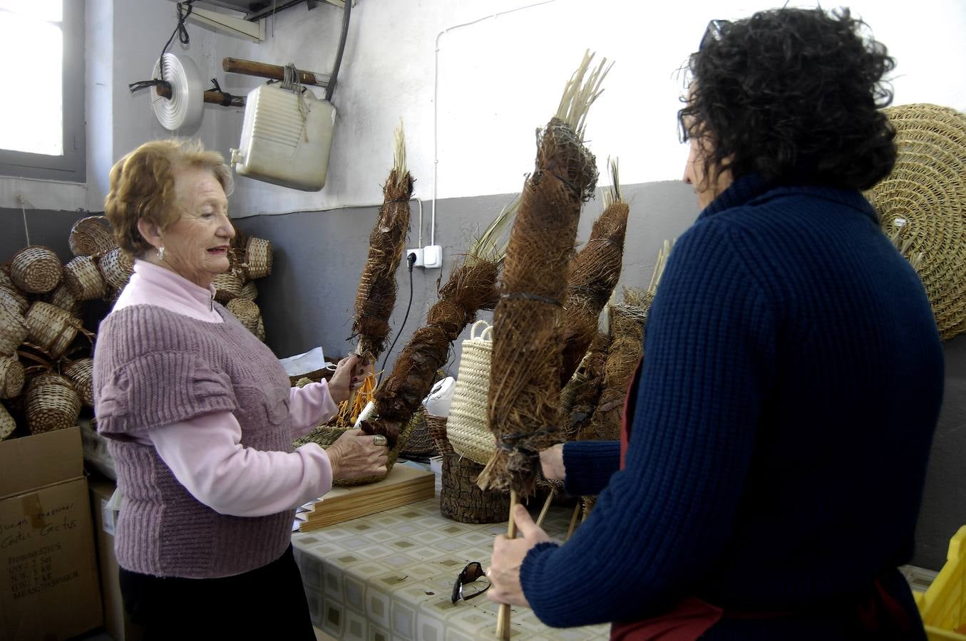 Los ilicitanos se preparan para la tradicional Cabalgata de Reyes