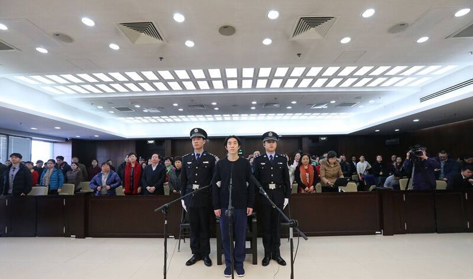 El hijo de Jackie Chan, condenado a seis meses de cárcel