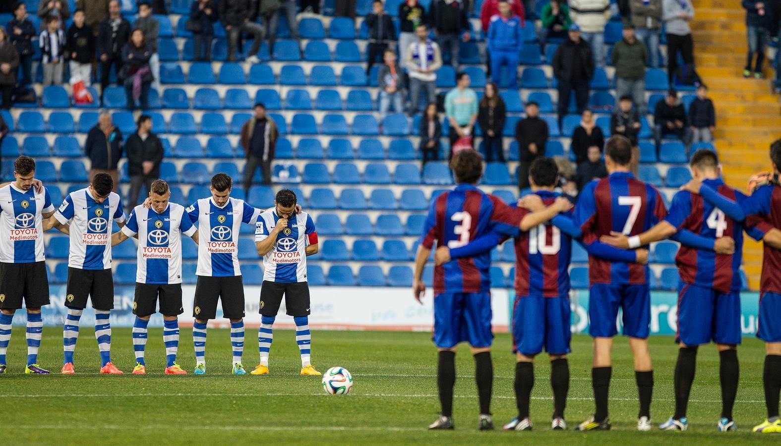 El Eldense complica a Pacheta